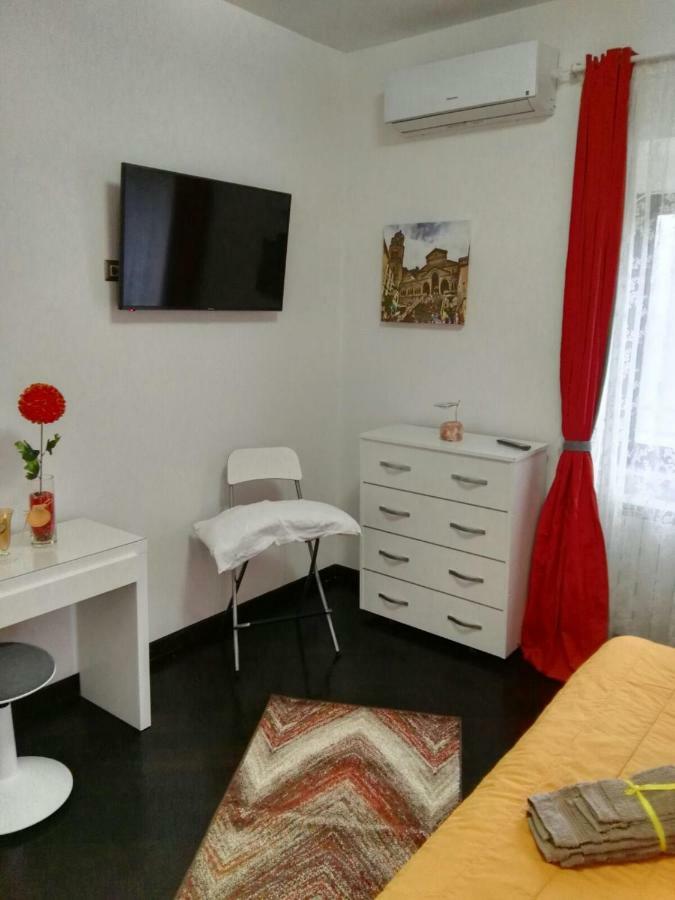 Villa Vittoria Mini Hotel Salerno Exterior photo